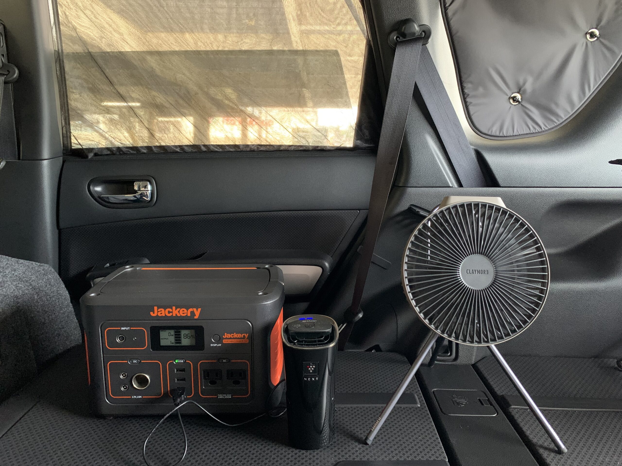 車中泊での換気は 空気清浄機や扇風機などを使って快適空間に 虫嫌いの車中泊キャンパー